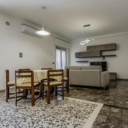 Charleston Apartment, A Pochi Passi Dal Mare A856